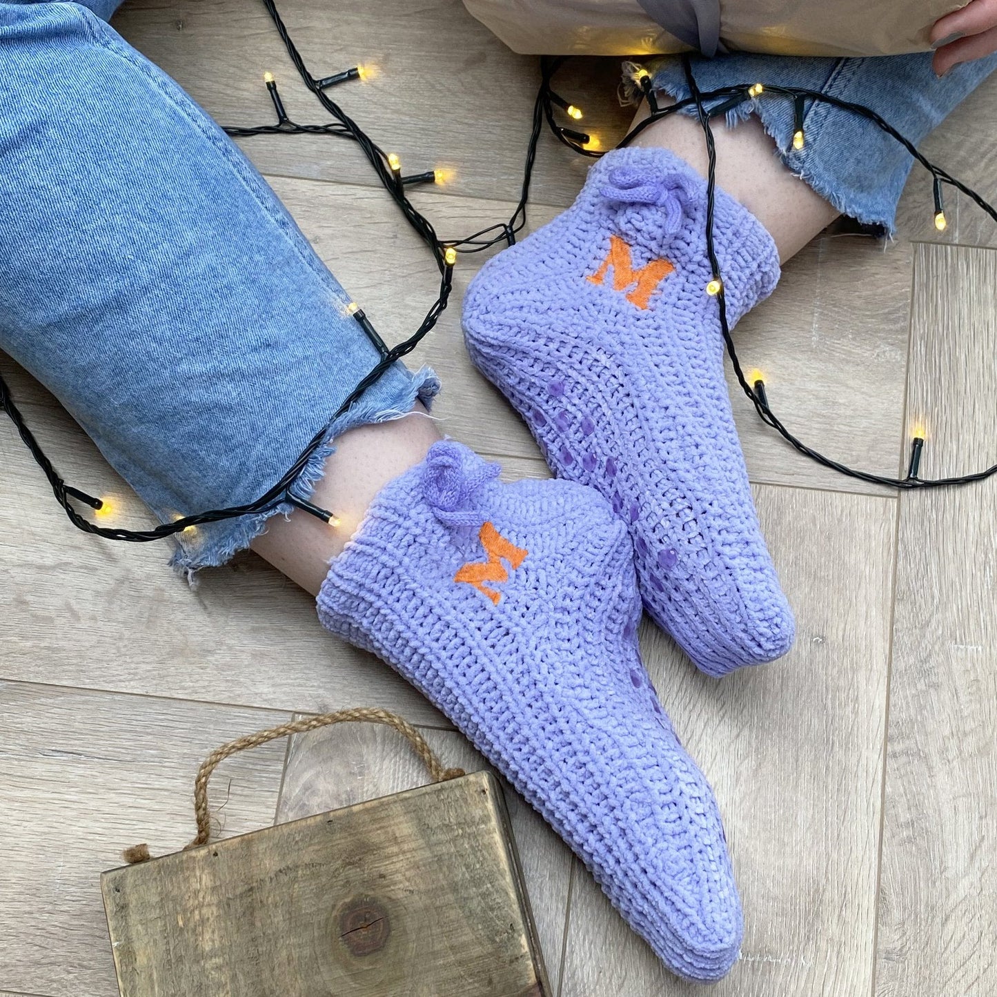 Embroidered Knitted Slipper Socks