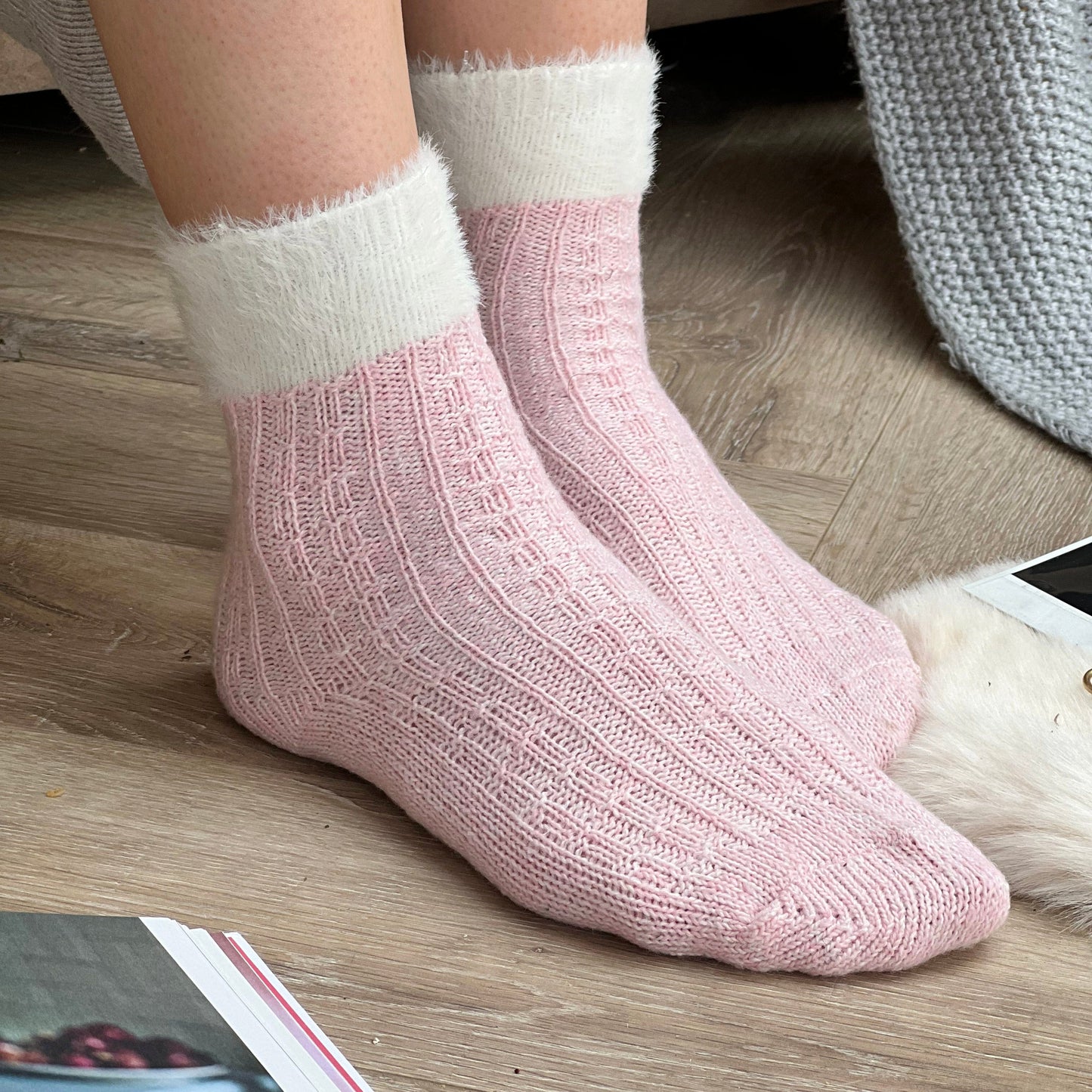 Embroidered Cosy Cuff Socks