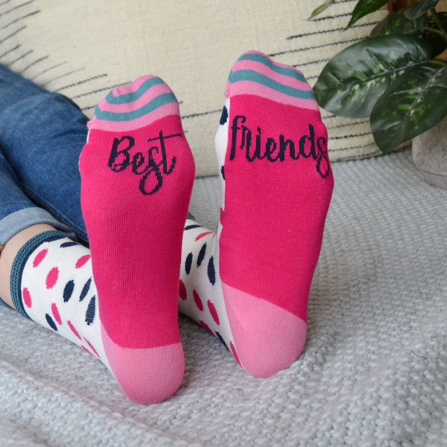 Best Friends Patterned Slogan Socks